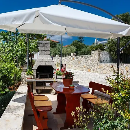 Apartament Marjeto *