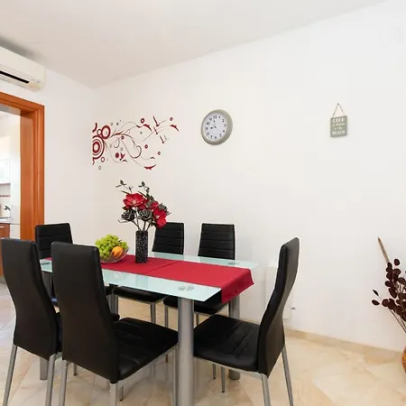 Apartman Marjeto Krk Town